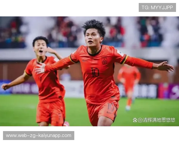 冠军球队主帅续约谈判进展顺利，双方达成初步共识，冠军球队解散