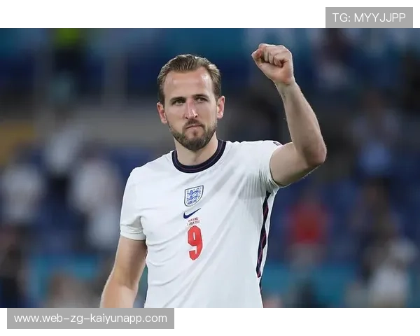 凯恩反击中断球后送出穿透传球,热刺体系更完整 凯恩反击中断球后送出穿透传球,热刺体系更完整